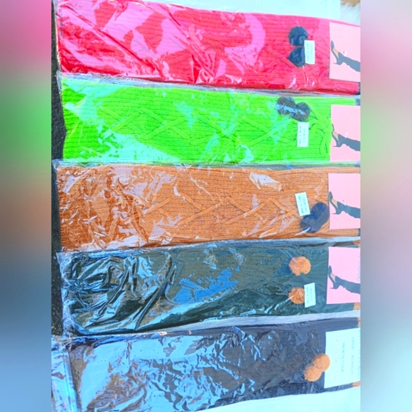 HEAT ON THE STREETS WINTER LEG WARMERS - Picture 14 of 16